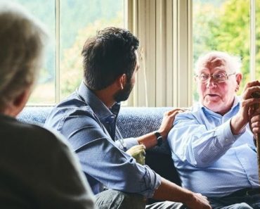 TODO SOBRE CUIDAR A UN ADULTO MAYOR EN CASA