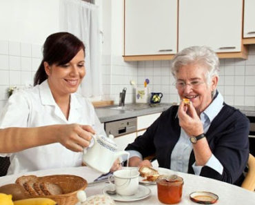 ALIMENTOS QUE NOS AYUDAN A SENTIRNOS JÓVENES